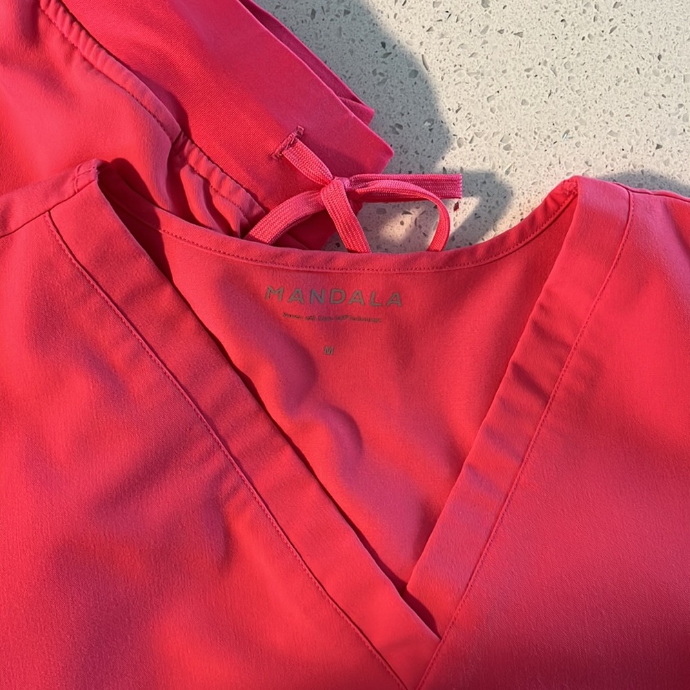 Pink Mandala Medium Jogger Scrub Set